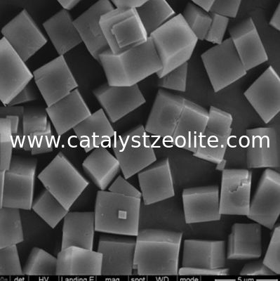 Bột xúc tác CAS 1318-02-1 Sapo-34 Zeolite cho khí thải ô tô MTO