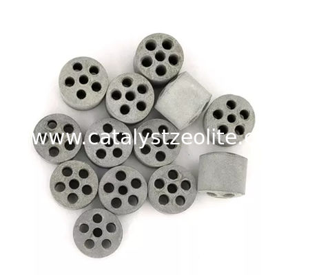 Chất xúc tác cải tạo hình ống cho nguyên liệu nạp Khí tự nhiên nặng thành LPG và hoạt động trong điều kiện dòng nhiệt cao